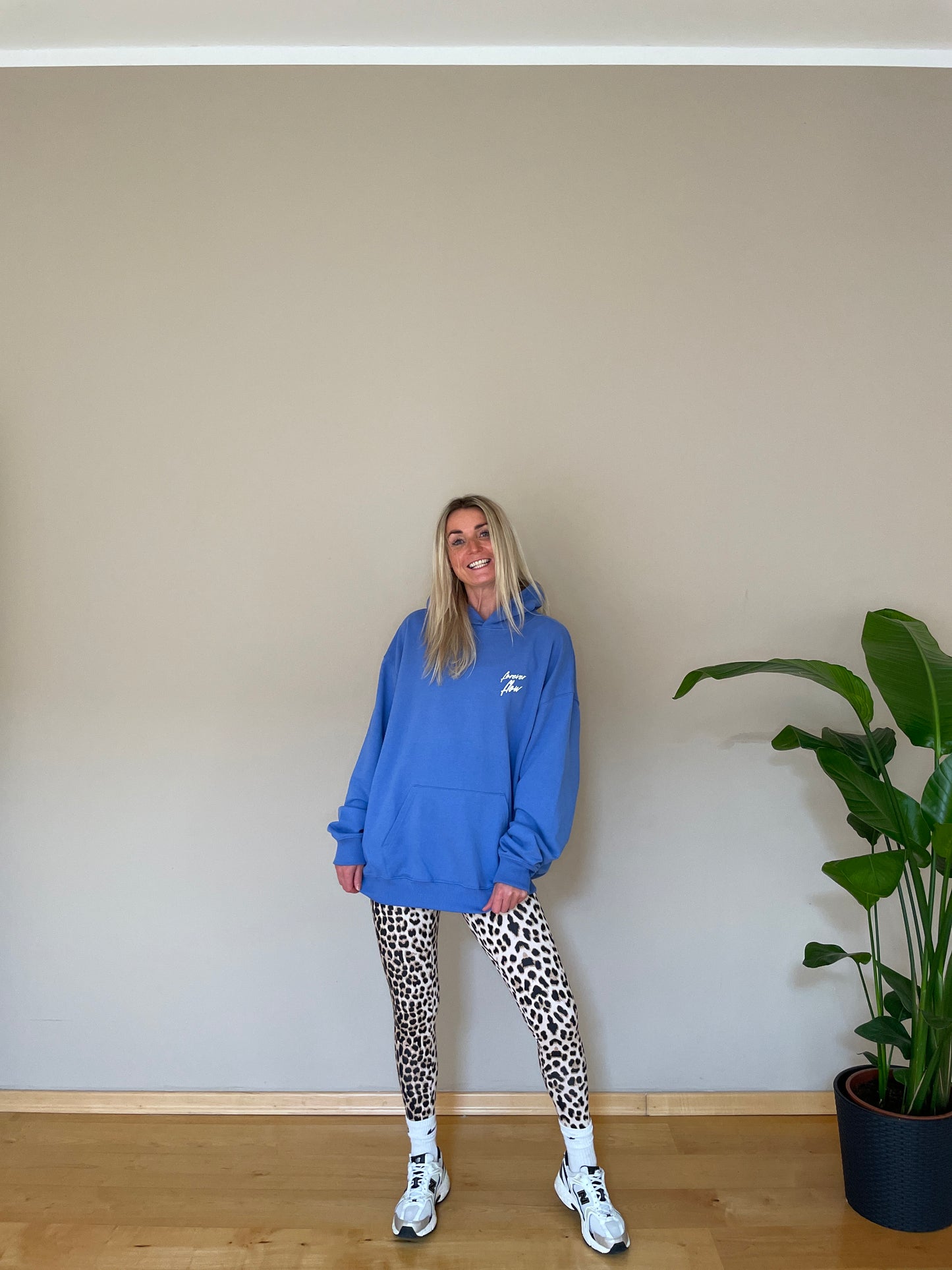 FLOWSHAKEDANCE Hoodie